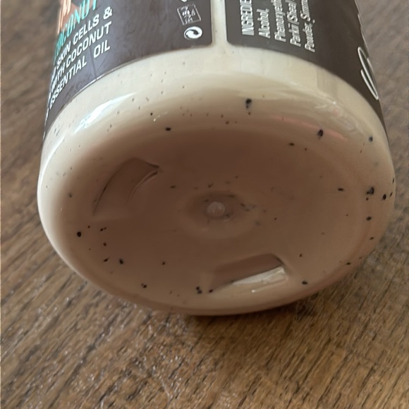 Exfoliating Coffee Scrub Cream Vanilla Coconut Unused bottle 24 Fl oz - Picture 4 of 9